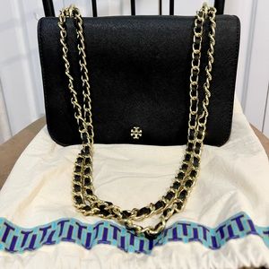 ❗️SOLD ❗️NWOT Authentic Tory burch Emerson Adjustable Shoulder Bag in black